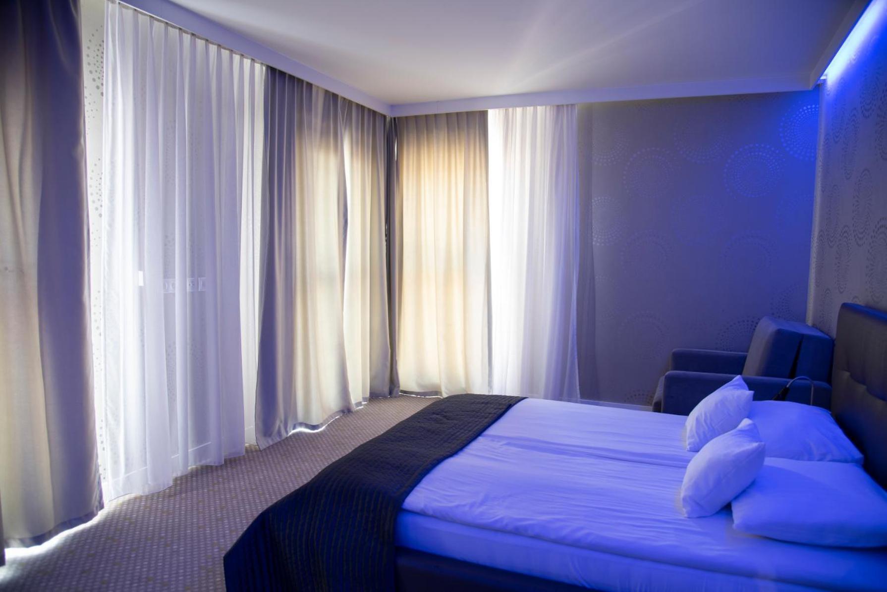 Aparthotel Invite Breslavia Exterior foto